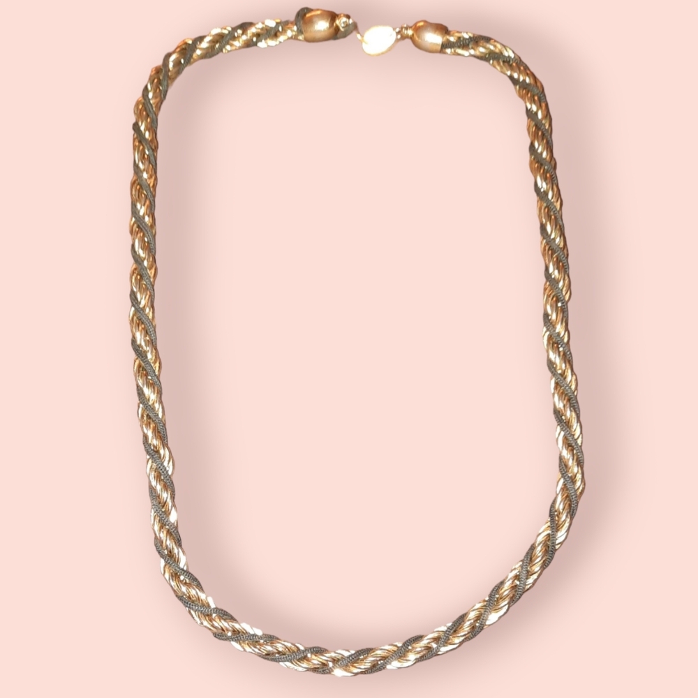 Trifari signed twist rope chain approx 18in goldtone vintage Flaw
